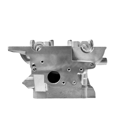 MLG002 Kepala silinder untuk perpindahan 1,8L dan 2 Camshaft